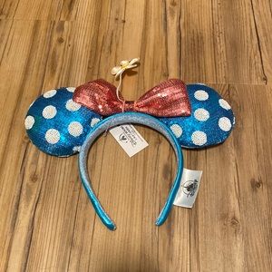 Minnie Mouse ears headband